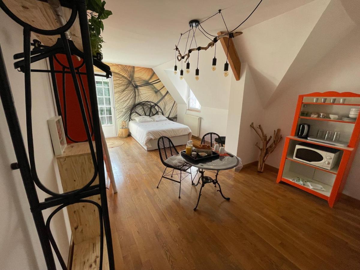 Belle Chambre Double Orange Tout Bonnement Bien Bed and Breakfast Putot-en-Auge Exterior foto